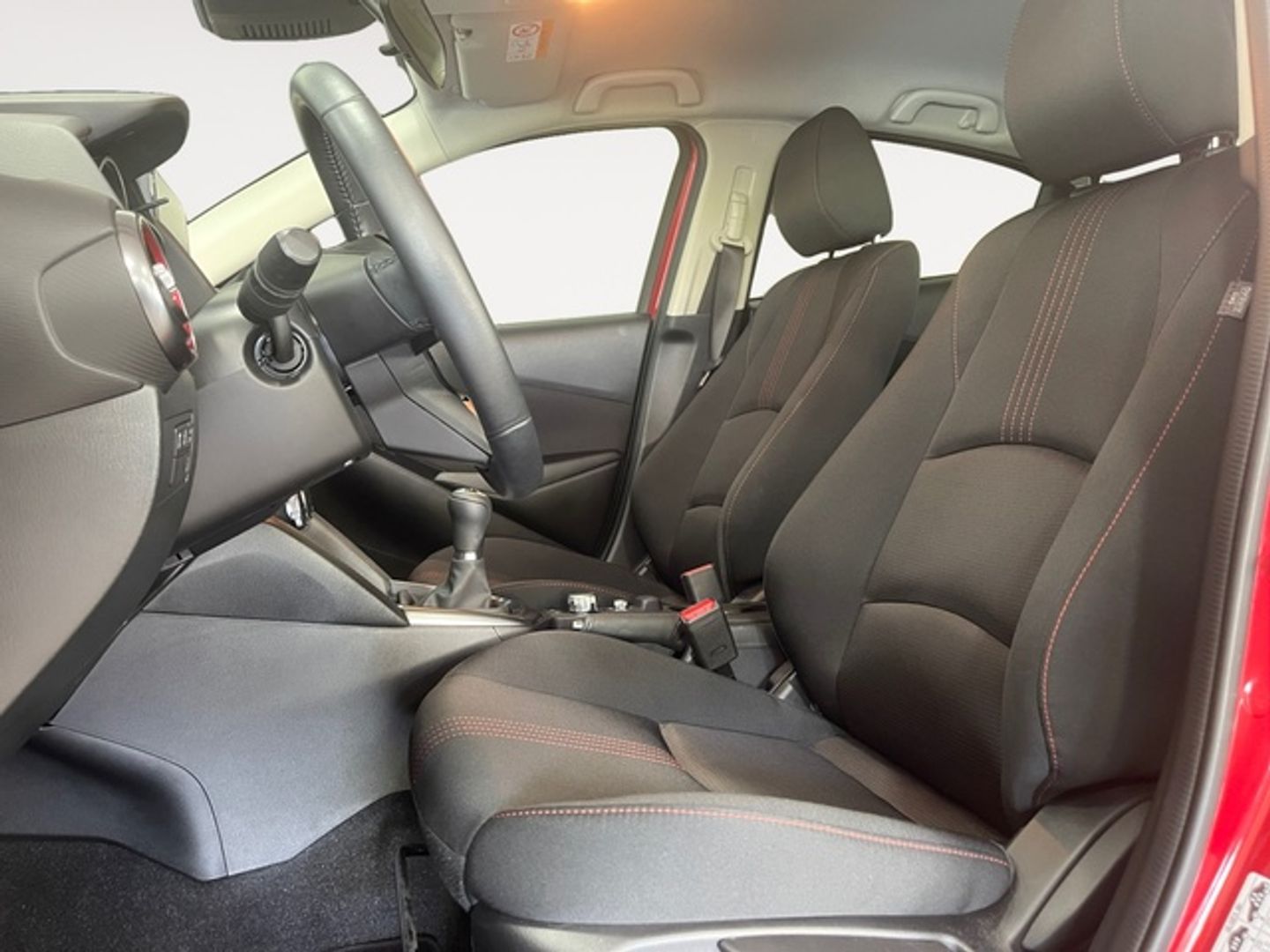 Mazda Mazda 2 1.5 G e-SKYACTIV Homura Aka 66 kW (90 CV)