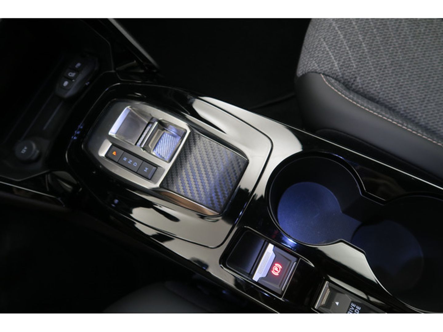 Peugeot 2008 BlueHDi 130 S&S Allure EAT8 96 kW (130 CV)
