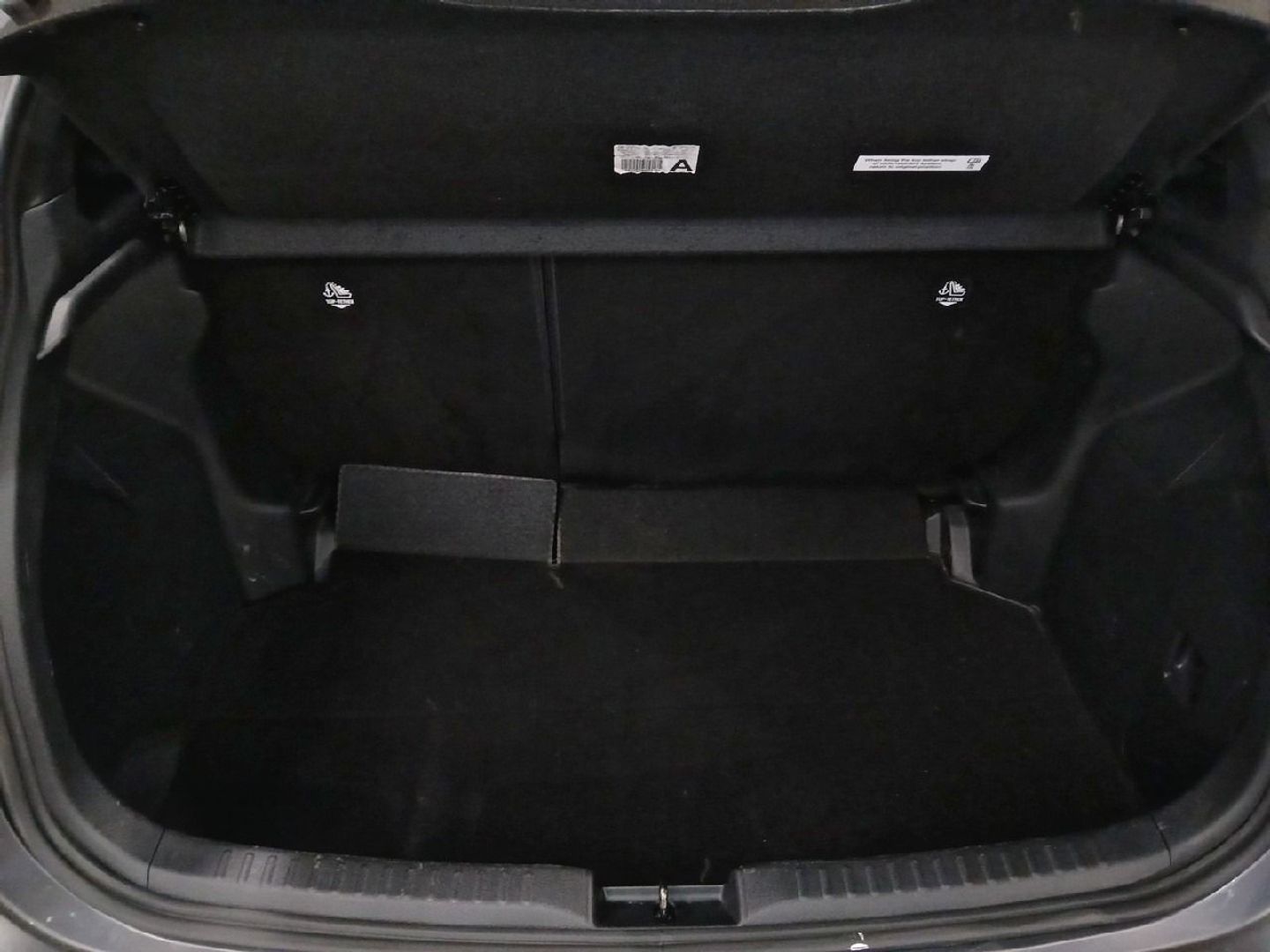 Toyota Yaris 120H Active Tech 85 kW (116 CV)