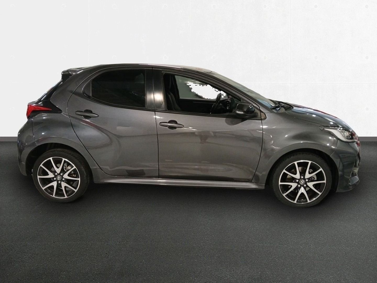 Toyota Yaris 120H Active Tech 85 kW (116 CV)
