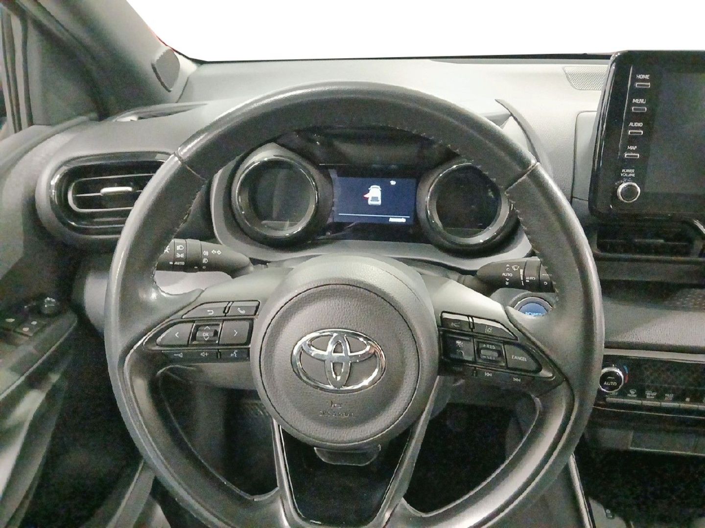 Toyota Yaris 120H Active Tech 85 kW (116 CV)