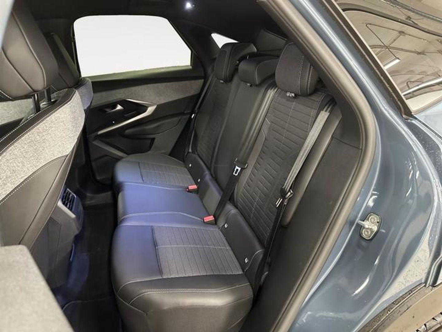 Peugeot 3008 Allure Hybrid eDCS6 100 kW (136 CV)