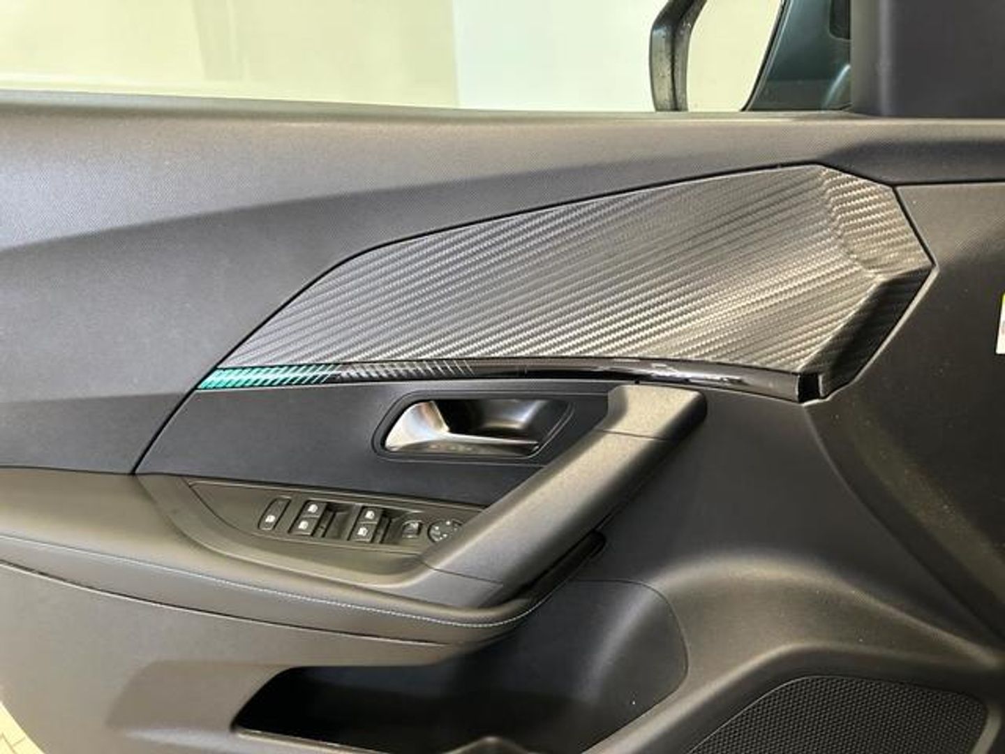 Peugeot 2008 PureTech 100 S&S Allure 75 kW (100 CV)