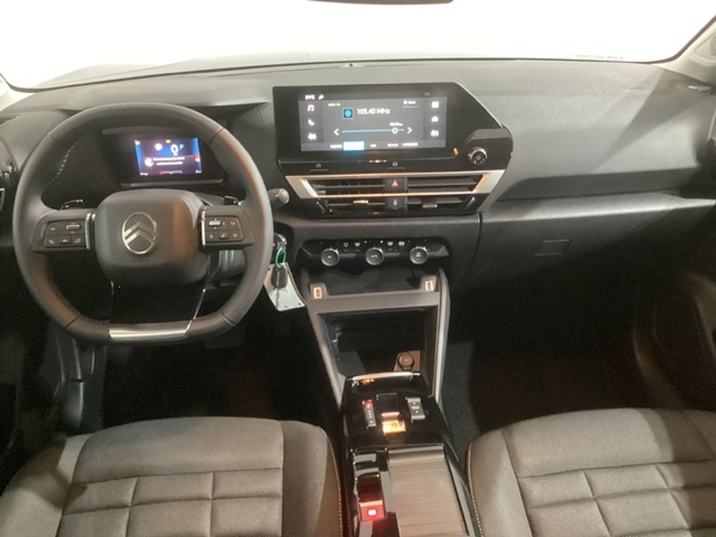 Citroen C4 Hybrid 145 Plus e-DCS6 107 kW (145 CV)