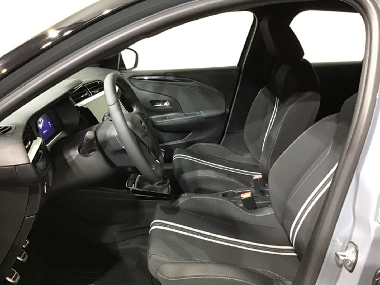 Opel Corsa 1.2T XHT GS 74 kW (100 CV)