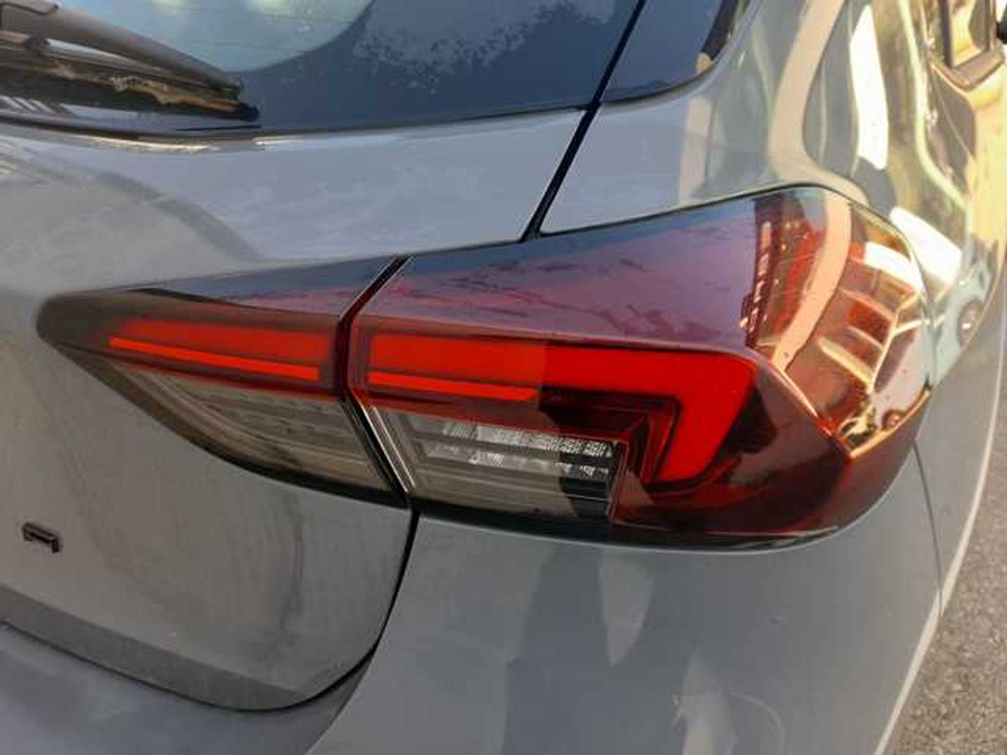Opel Corsa 1.2T XHT GS 74 kW (100 CV)