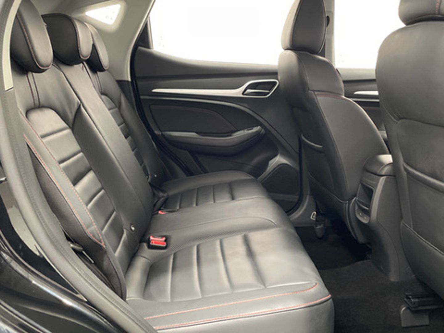 MG ZS 1.5 Luxury 78 kW (106 CV)