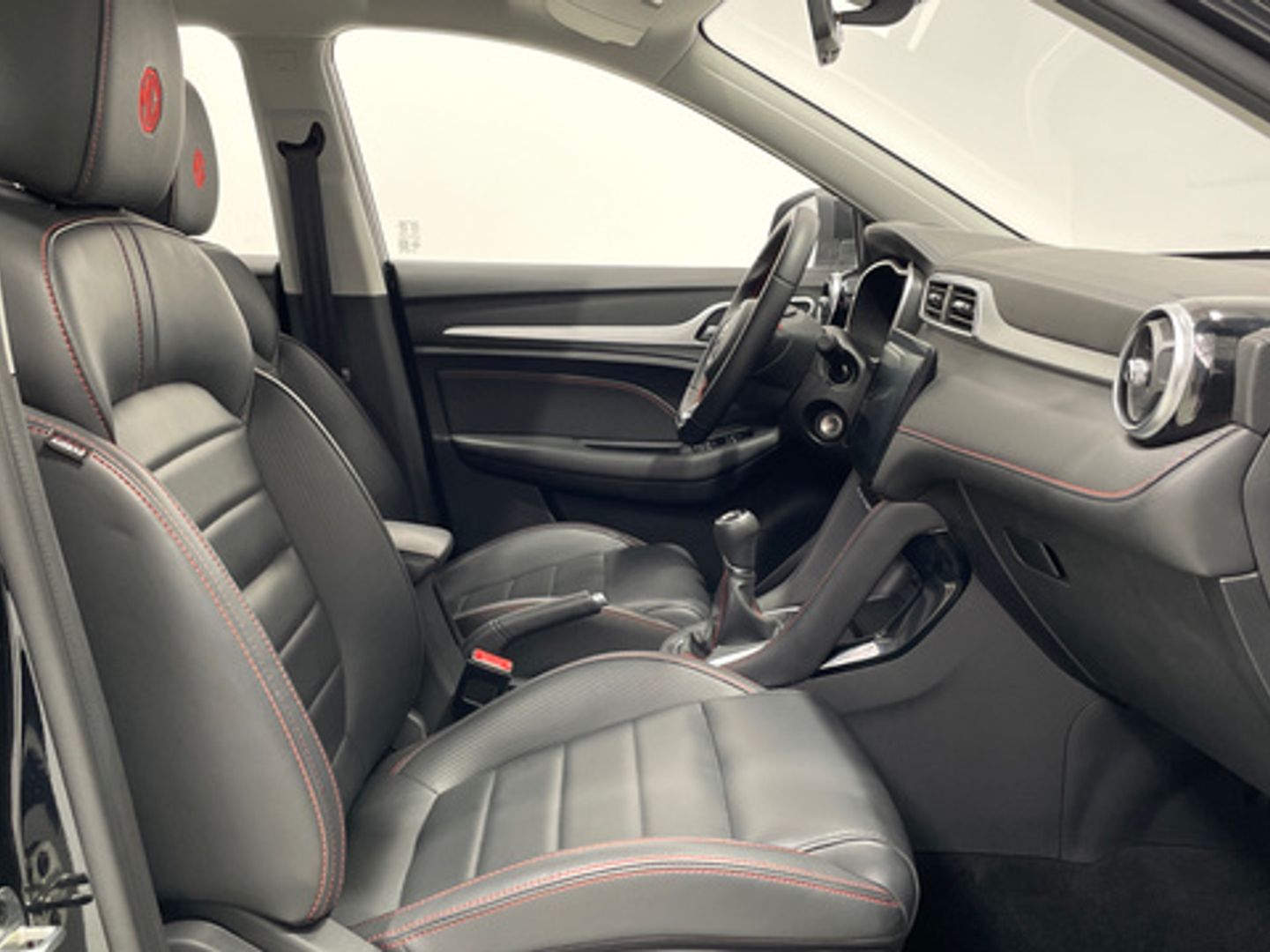 MG ZS 1.5 Luxury 78 kW (106 CV)