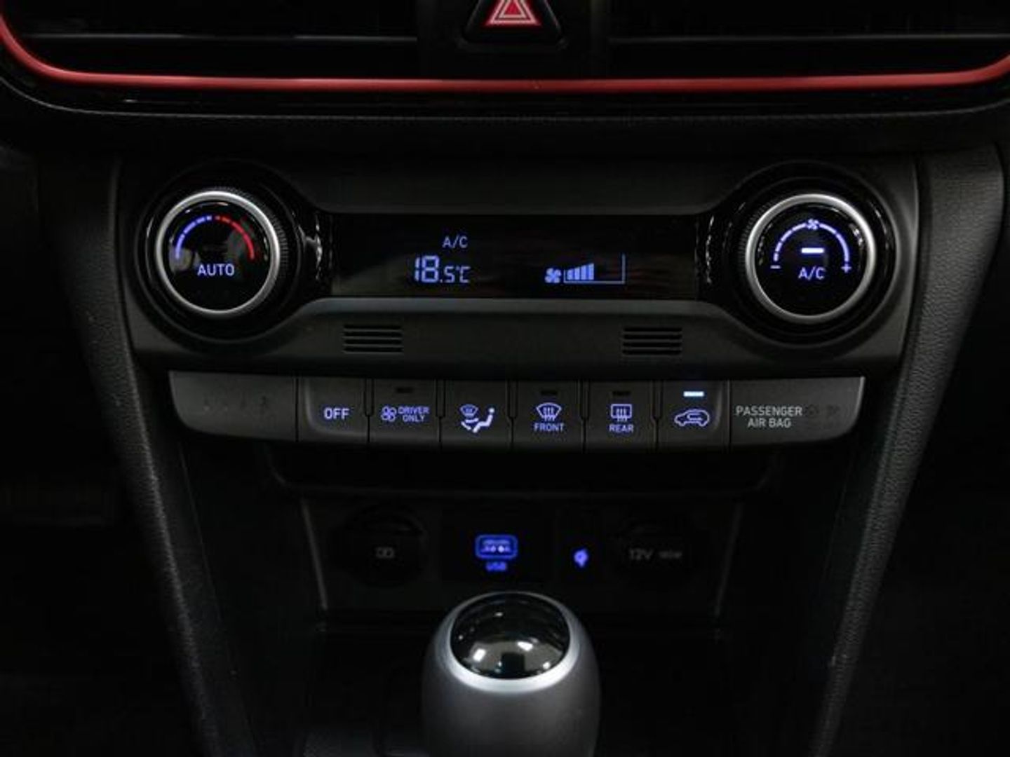 Hyundai Kona 1.6 GDI HEV Tecno Red DCT 104 kW (141 CV)