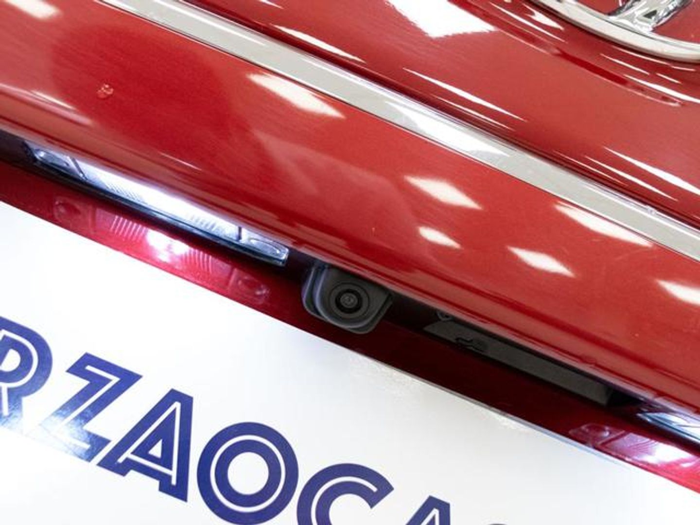 Hyundai Kona 1.6 GDI HEV Tecno Red DCT 104 kW (141 CV)