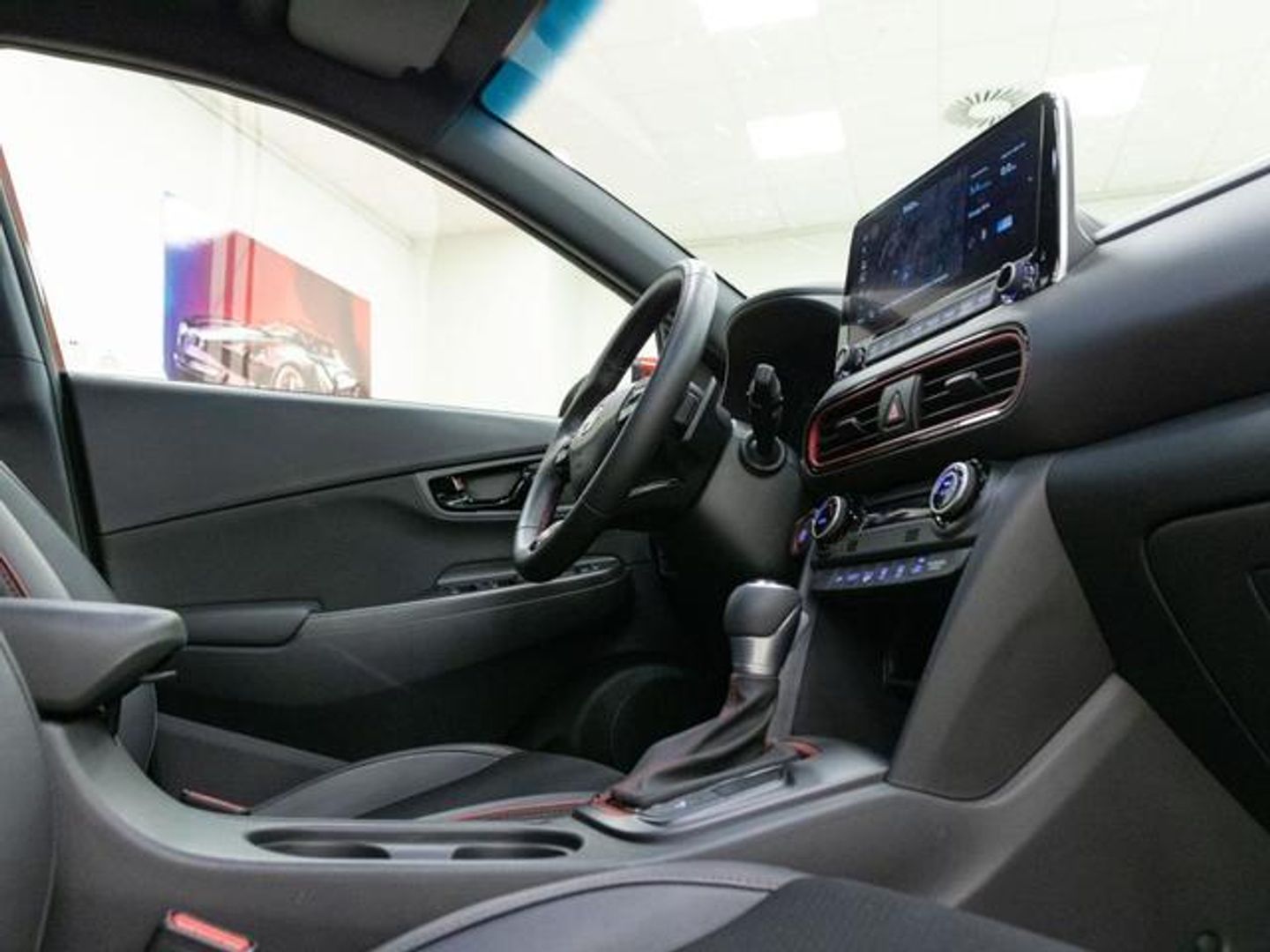 Hyundai Kona 1.6 GDI HEV Tecno Red DCT 104 kW (141 CV)