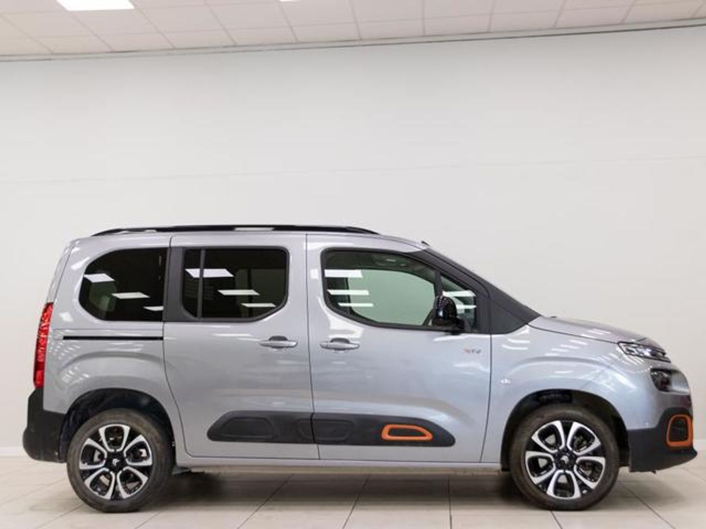 Citroen Berlingo BlueHDi 130 S&S Talla M Shine EAT8 96 kW (130 CV)