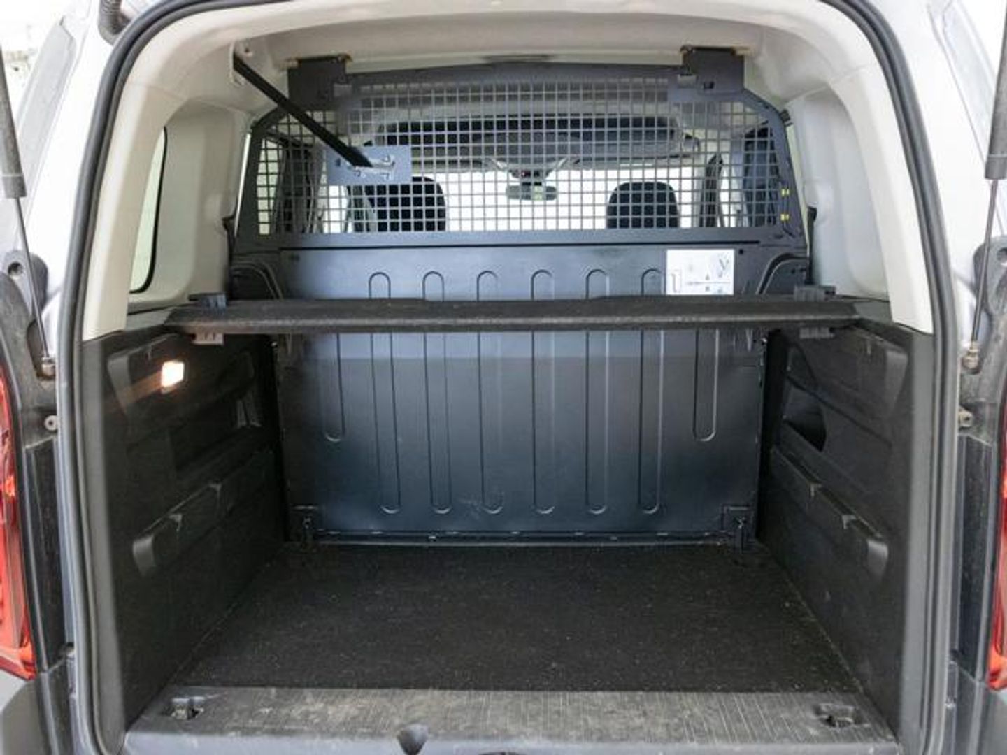 Citroen Berlingo BlueHDi 130 S&S Talla M Shine EAT8 96 kW (130 CV)