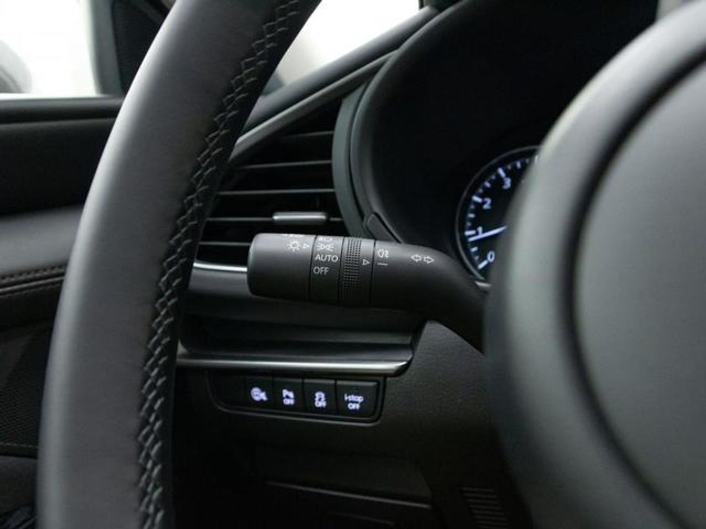 Mazda Mazda 3 2.5L E-SKY G MHEV Prime-line 103 kW (140 CV)