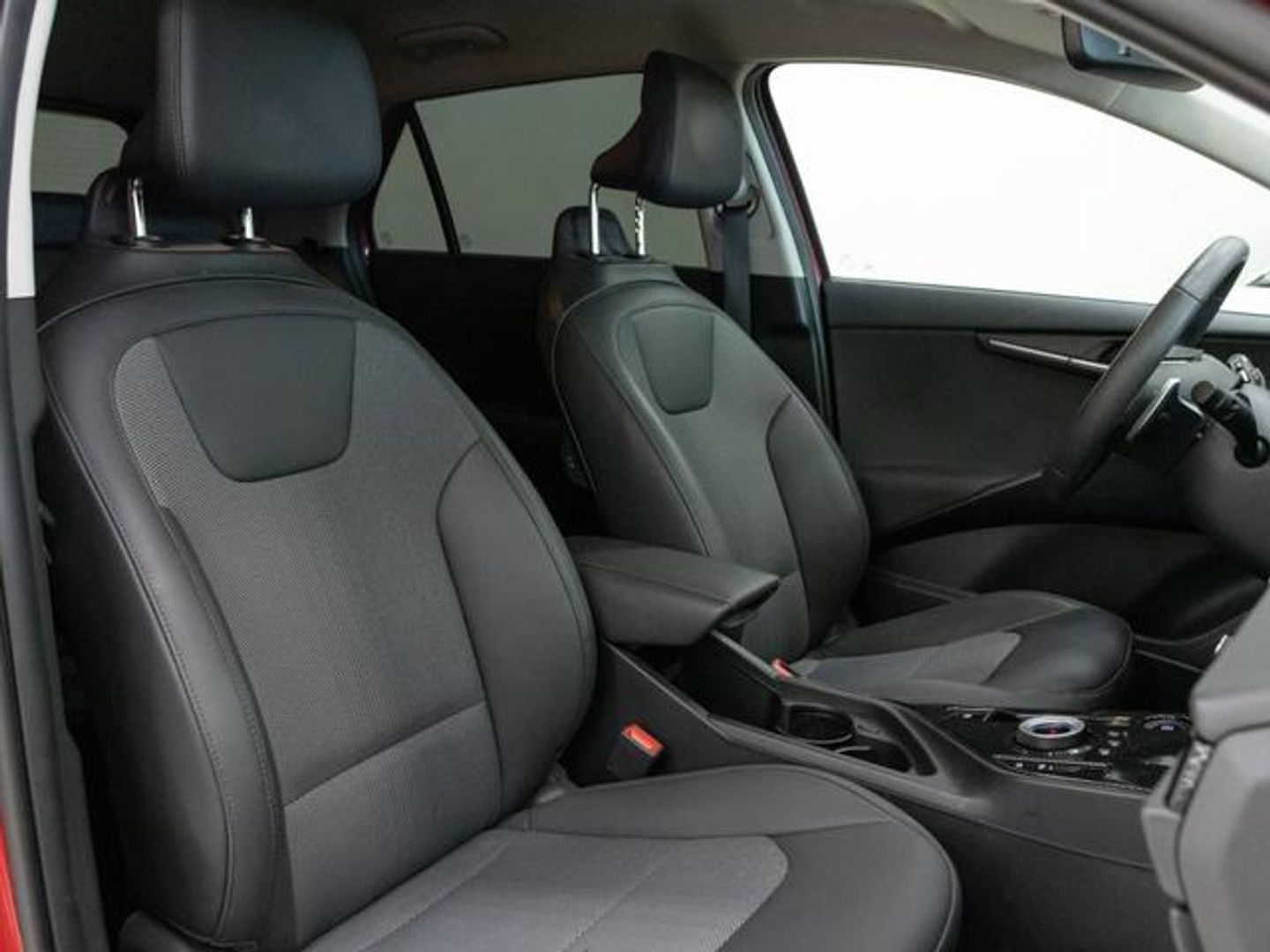 Kia Niro 1.6 GDi HEV Híbrido Drive 104 kW (141 CV)