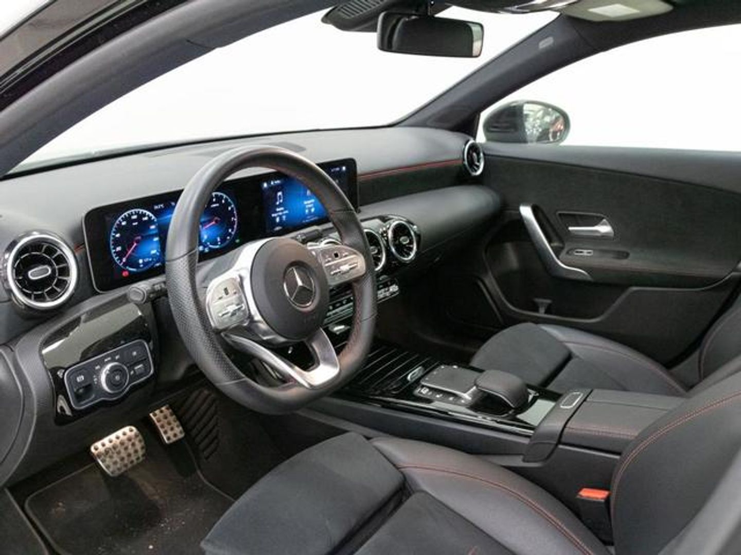 Mercedes-Benz Clase A 200 120 kW (163 CV)