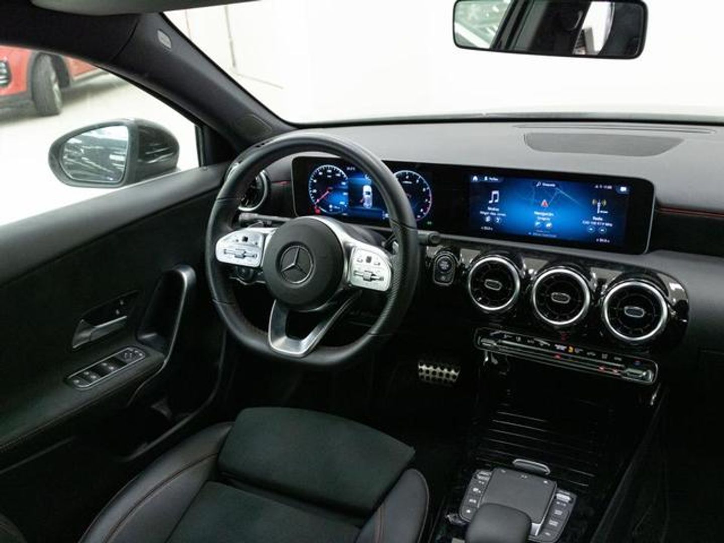 Mercedes-Benz Clase A 200 120 kW (163 CV)