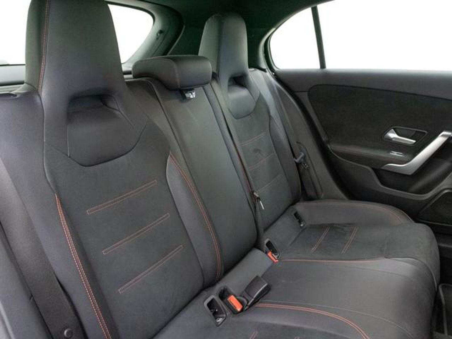 Mercedes-Benz Clase A 200 120 kW (163 CV)