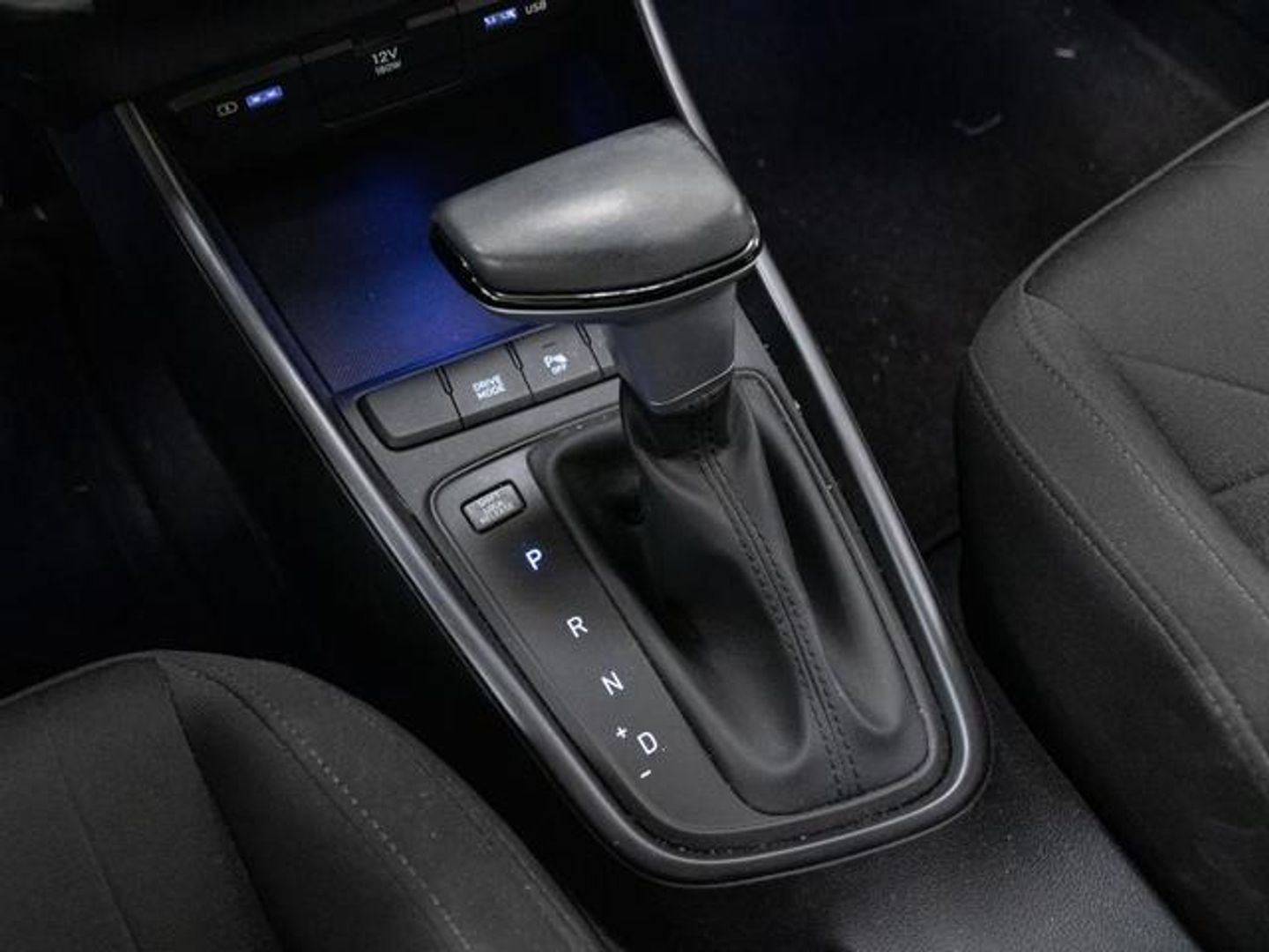 Hyundai Bayon 1.0 TGDI 48V Maxx DCT 74 kW (100 CV)