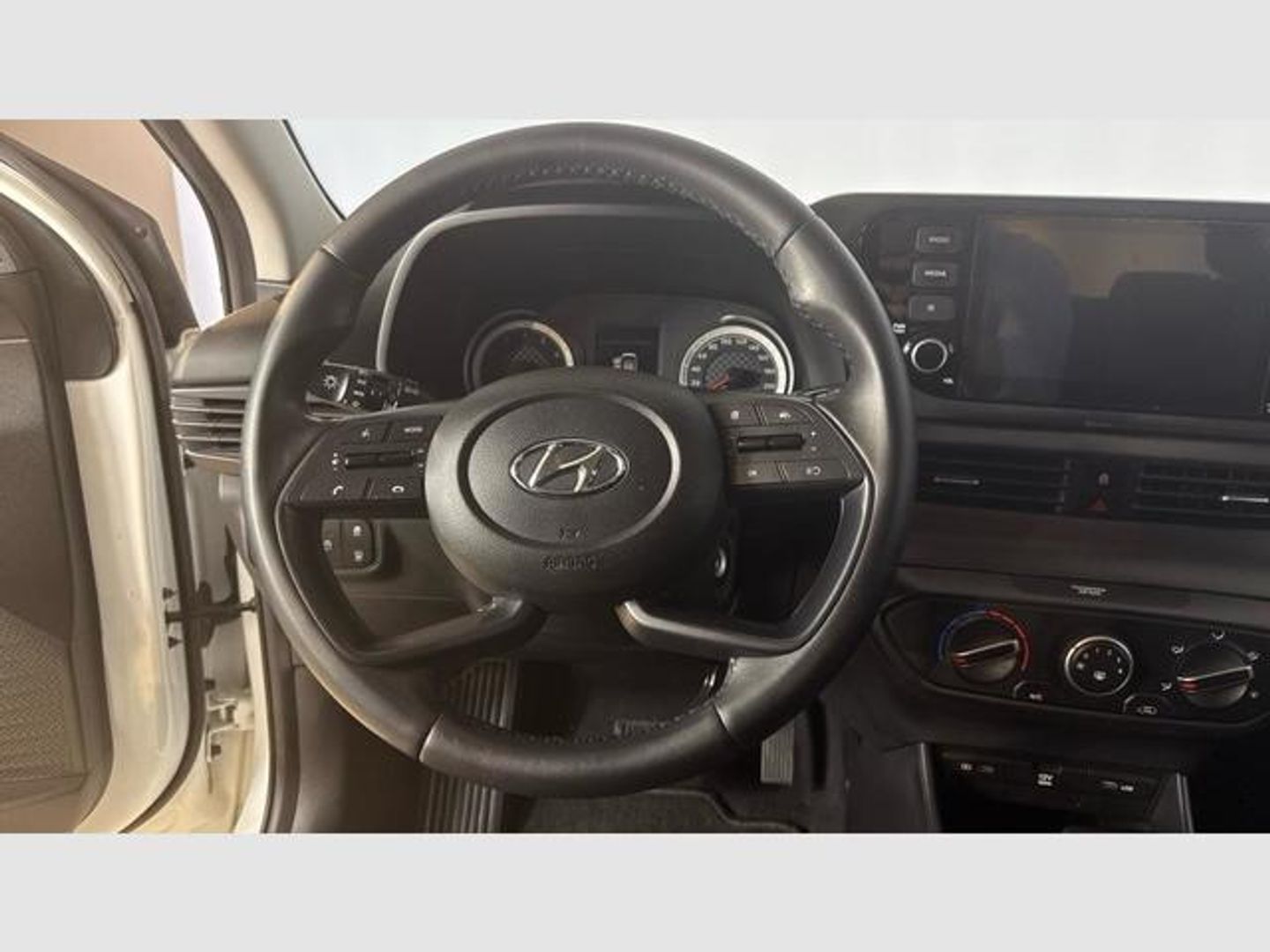 Hyundai i20 1.0 TGDI SLX DCT 74 kW (100 CV)
