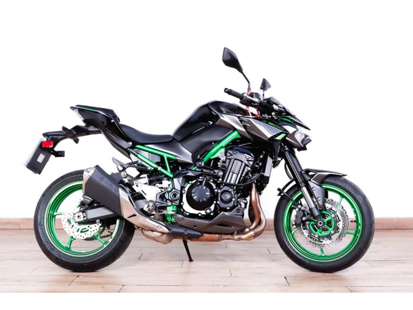 Kawasaki Z900 Negro Motorcycle