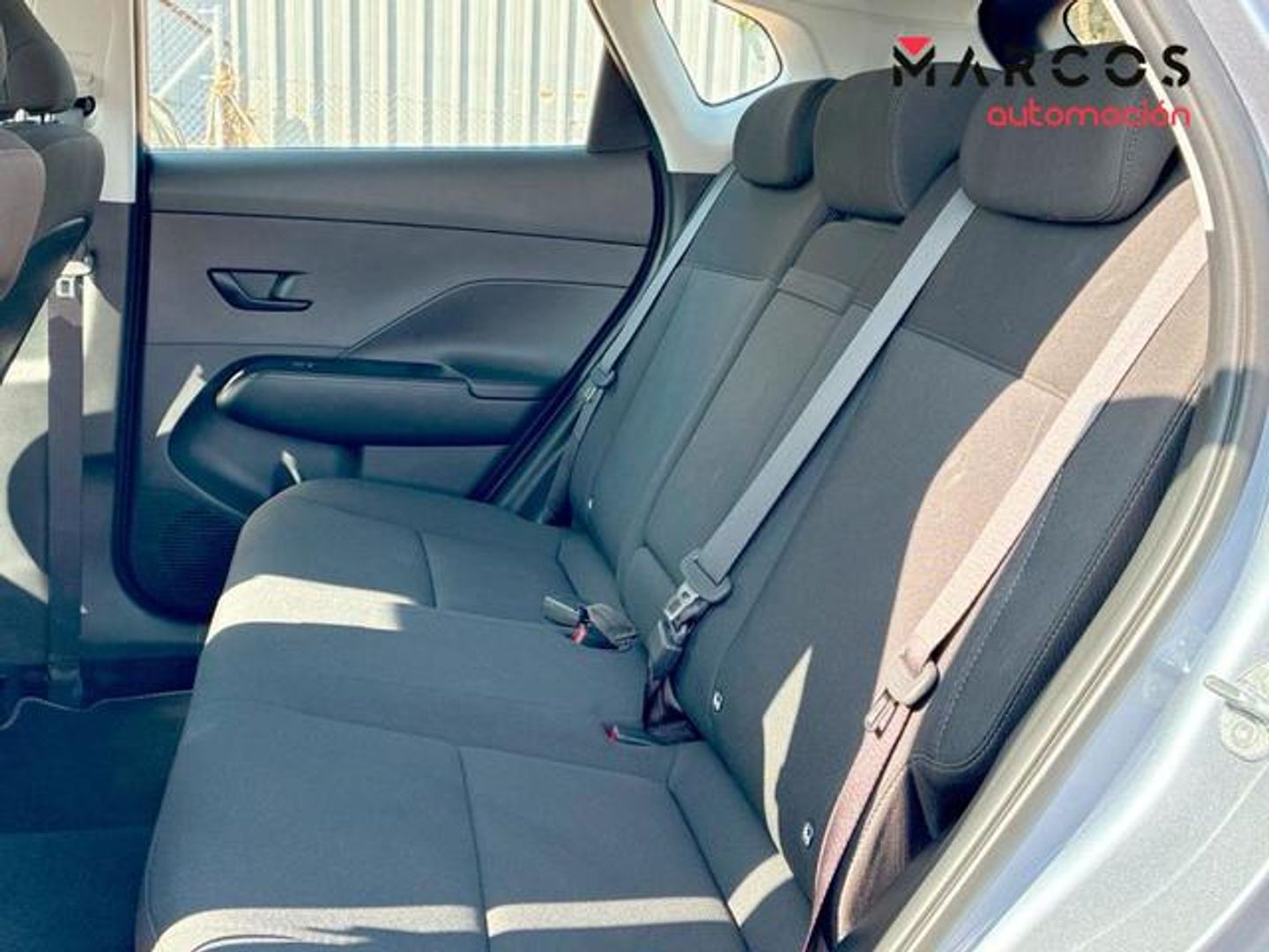 Hyundai Kona 1.6 GDI HEV Maxx DT 95 kW (129 CV)
