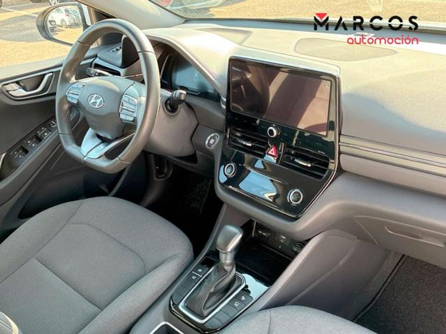Hyundai Ioniq 1.6 GDI HEV Tecno DCT 104 kW (141 CV)