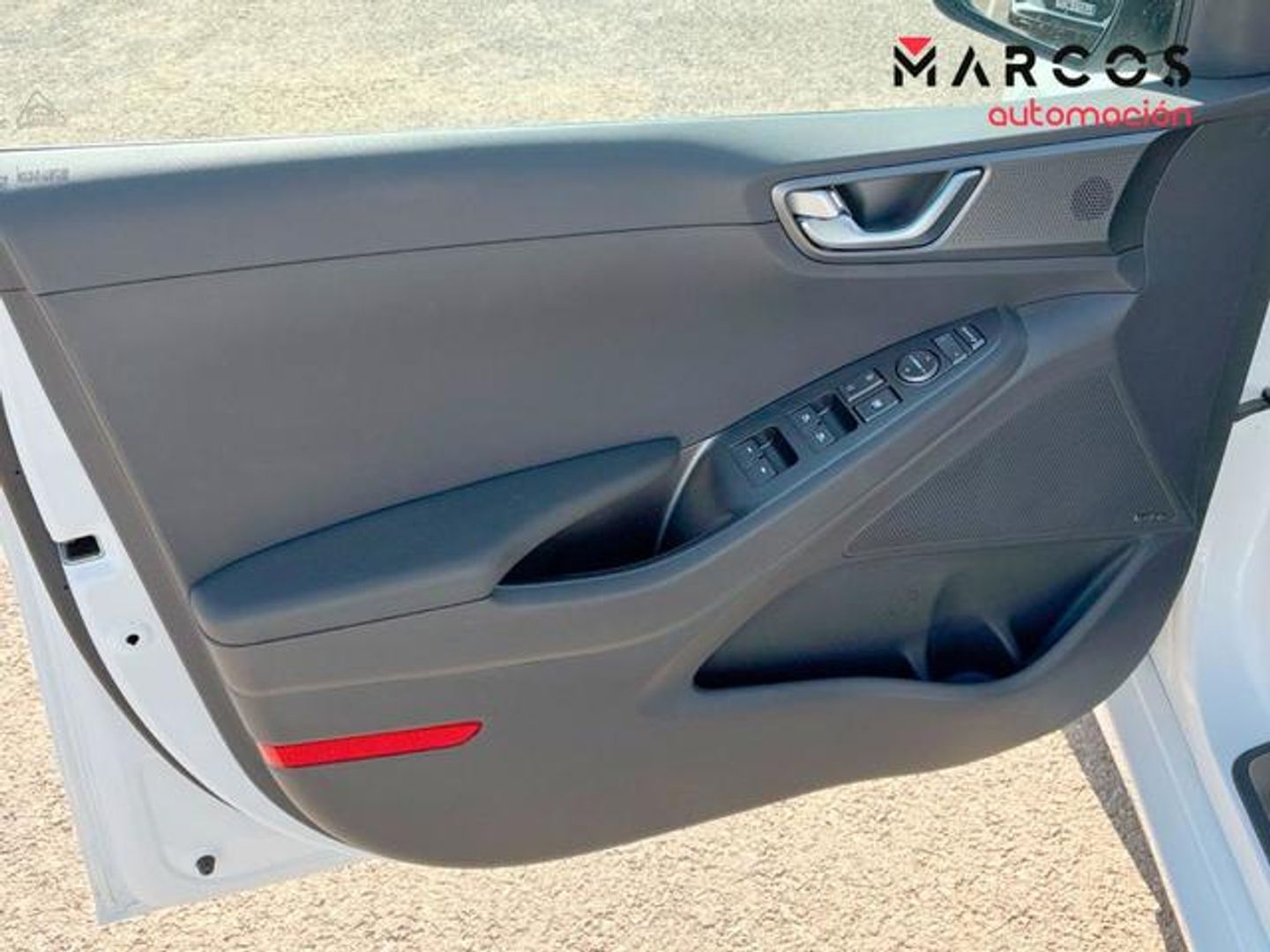 Hyundai Ioniq 1.6 GDI HEV Tecno DCT 104 kW (141 CV)