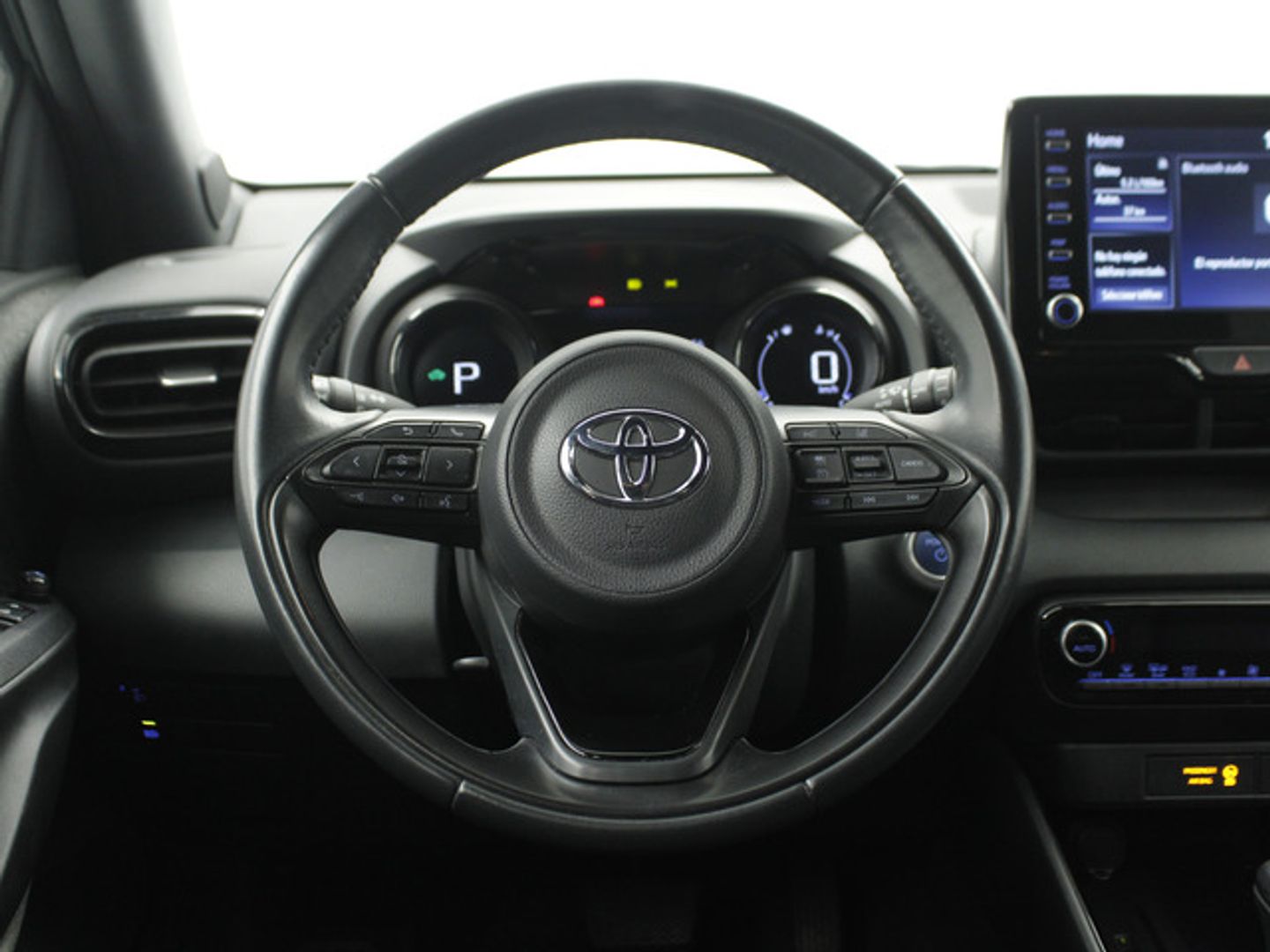 Toyota Yaris 120H Style 85 kW (116 CV)