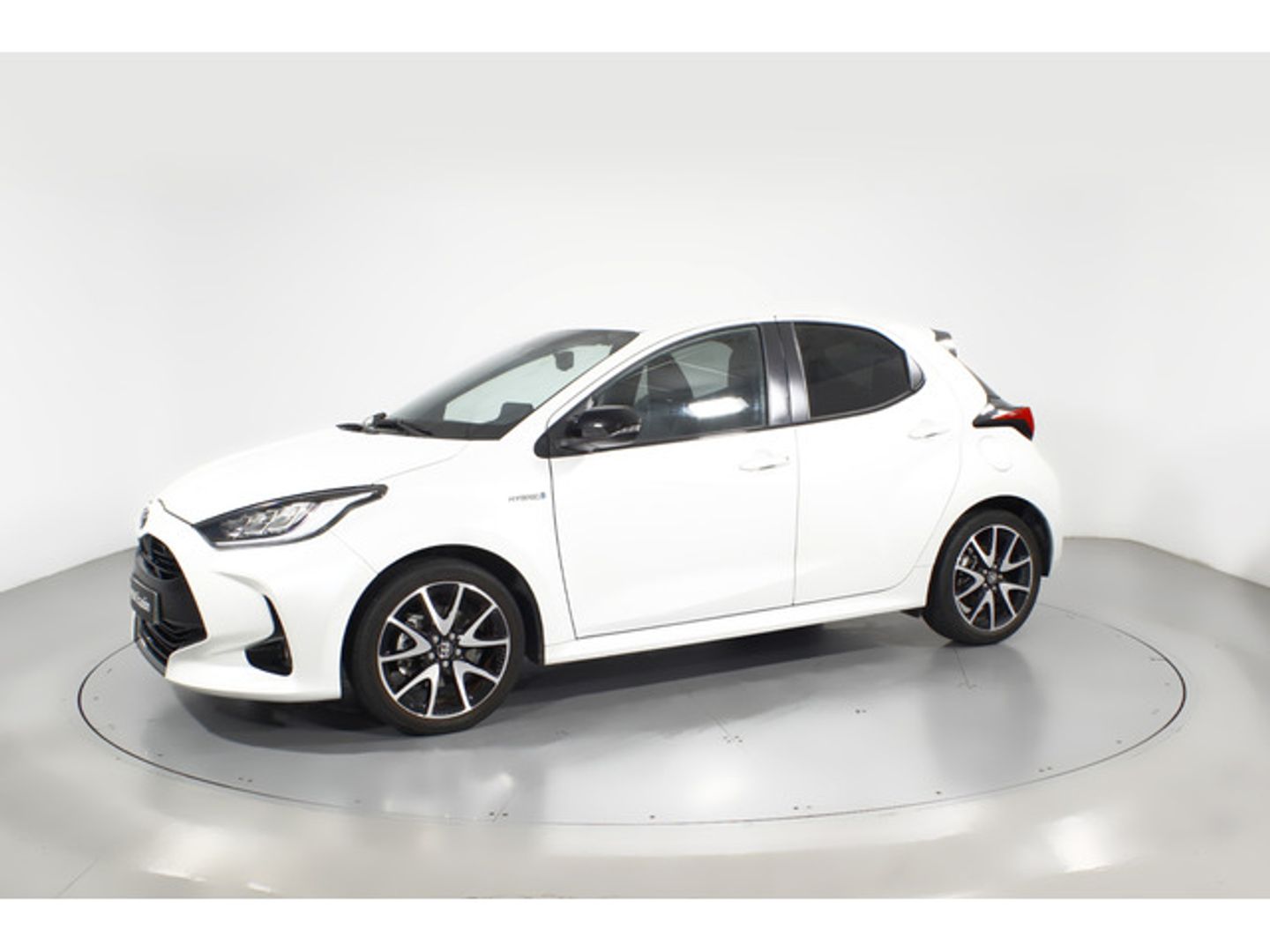 Toyota Yaris 120H Style 85 kW (116 CV)