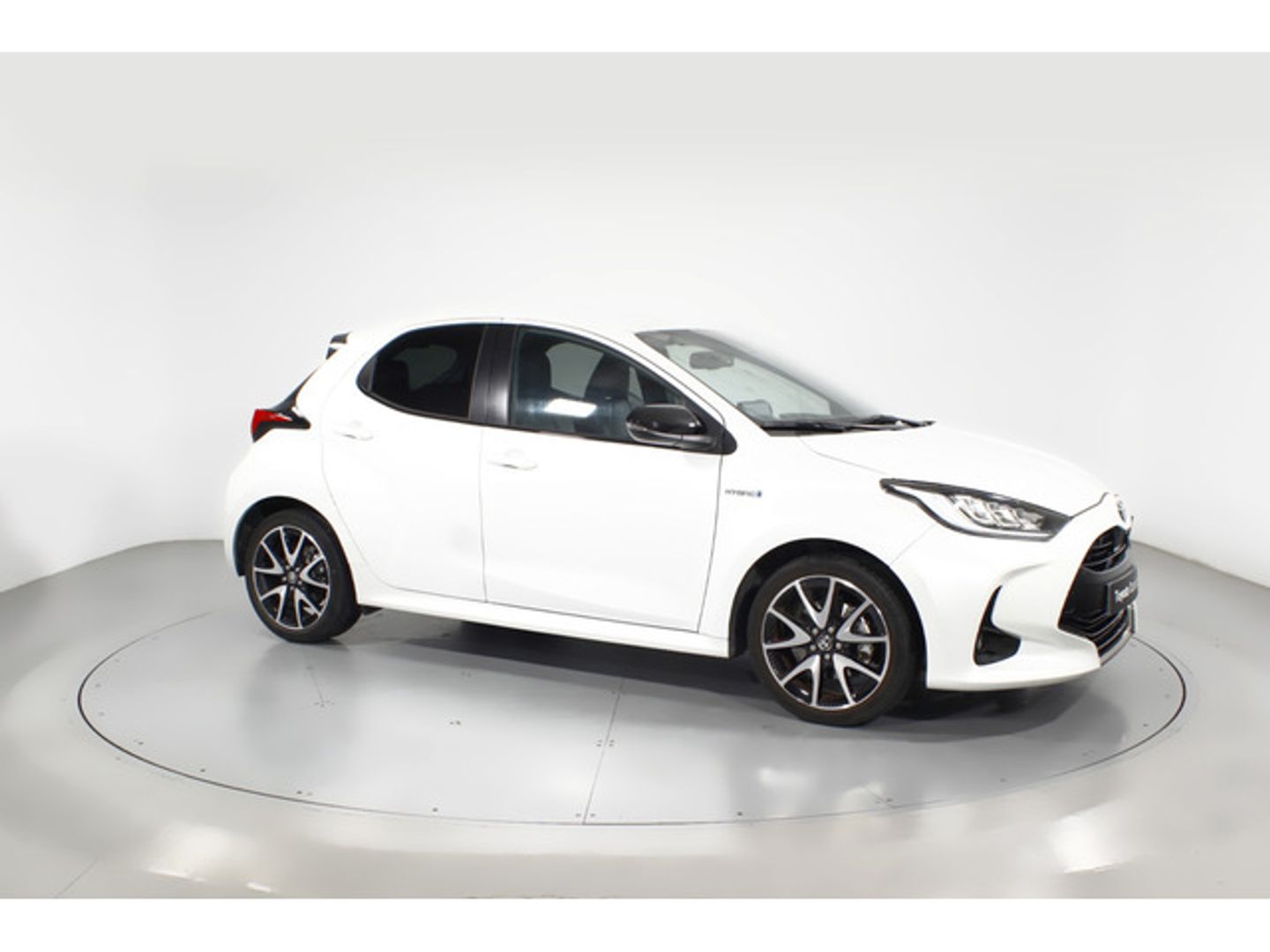 Toyota Yaris 120H Style 85 kW (116 CV)