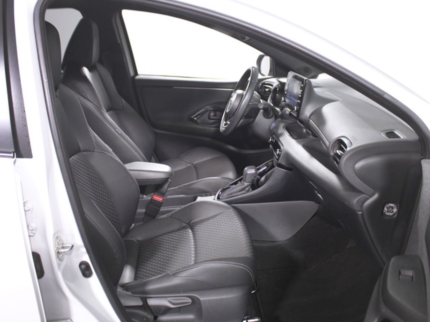 Toyota Yaris 120H Style 85 kW (116 CV)