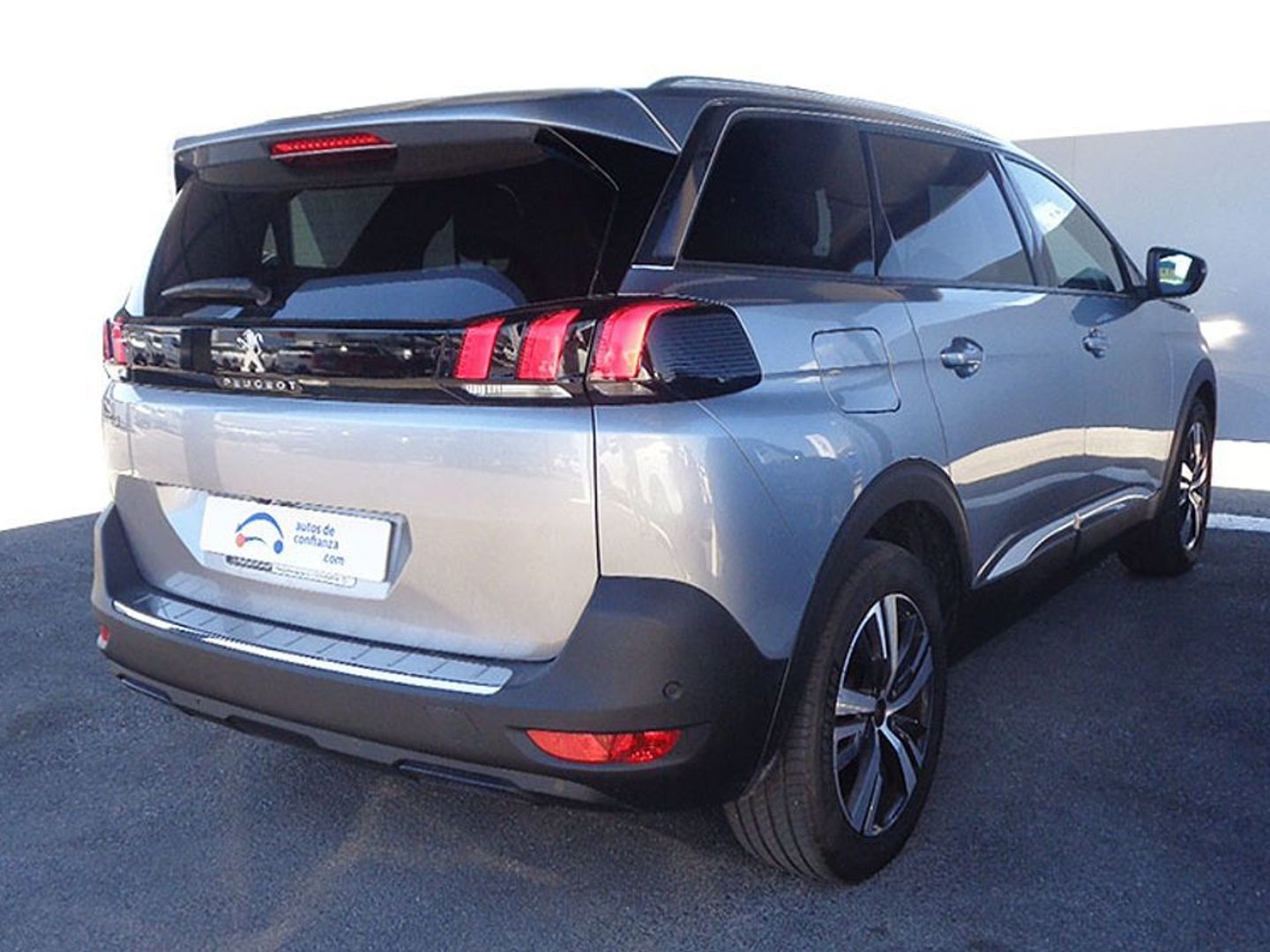 Peugeot 5008 PureTech 130 S&S Allure Pack 96 kW (130 CV)