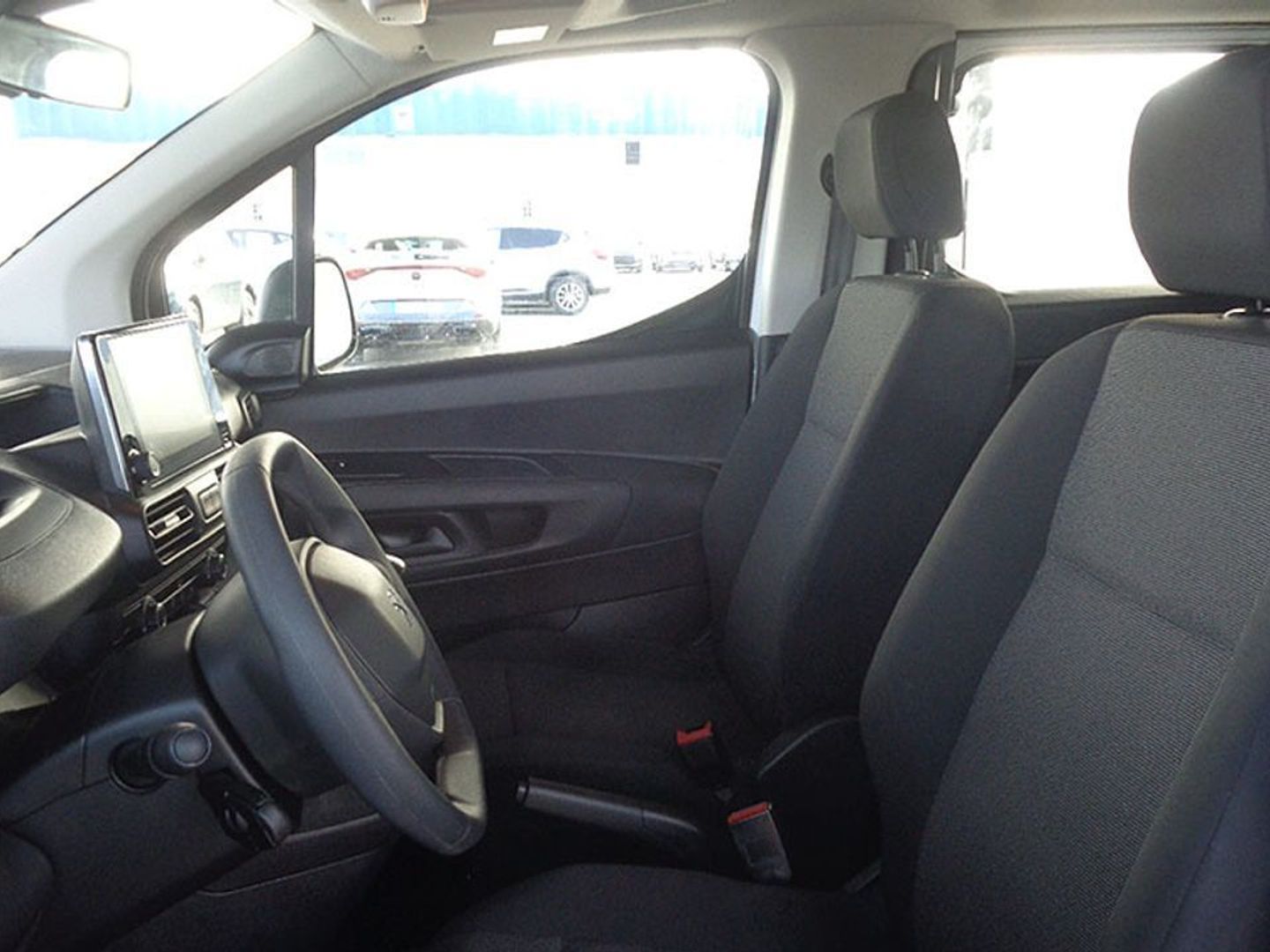 Peugeot Rifter Active Pack Business BlueHDi 73 kW (100 CV)