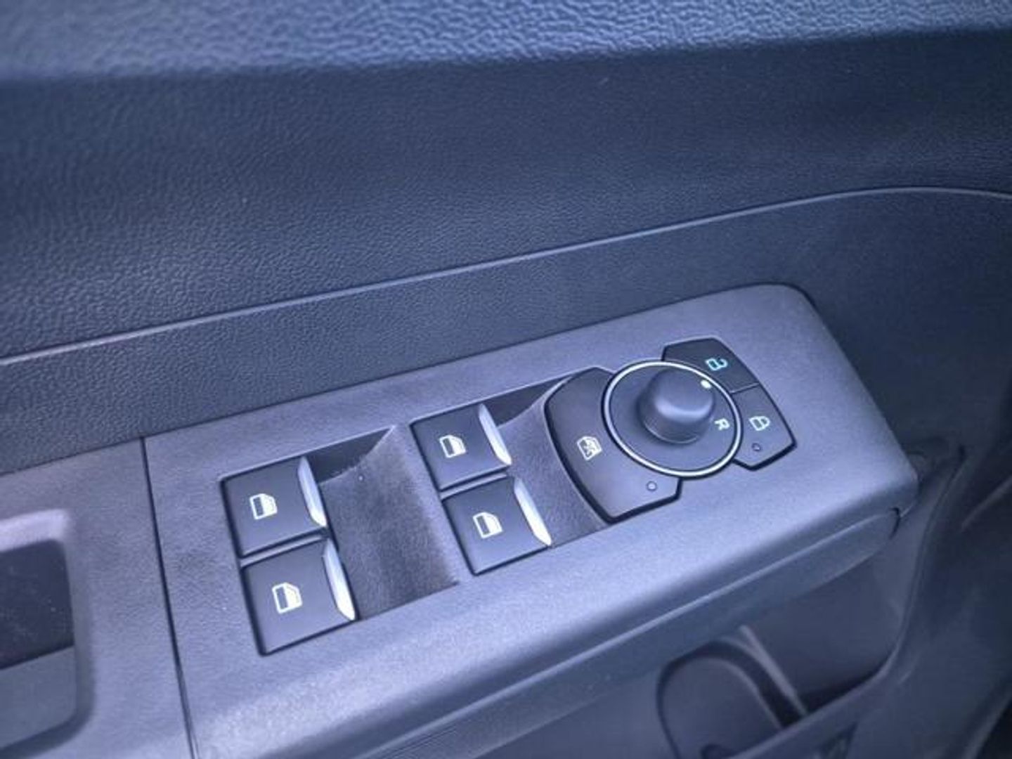 Ford Tourneo Courier BEV 43,5kWh Trend Auto 100 kW (136 CV)