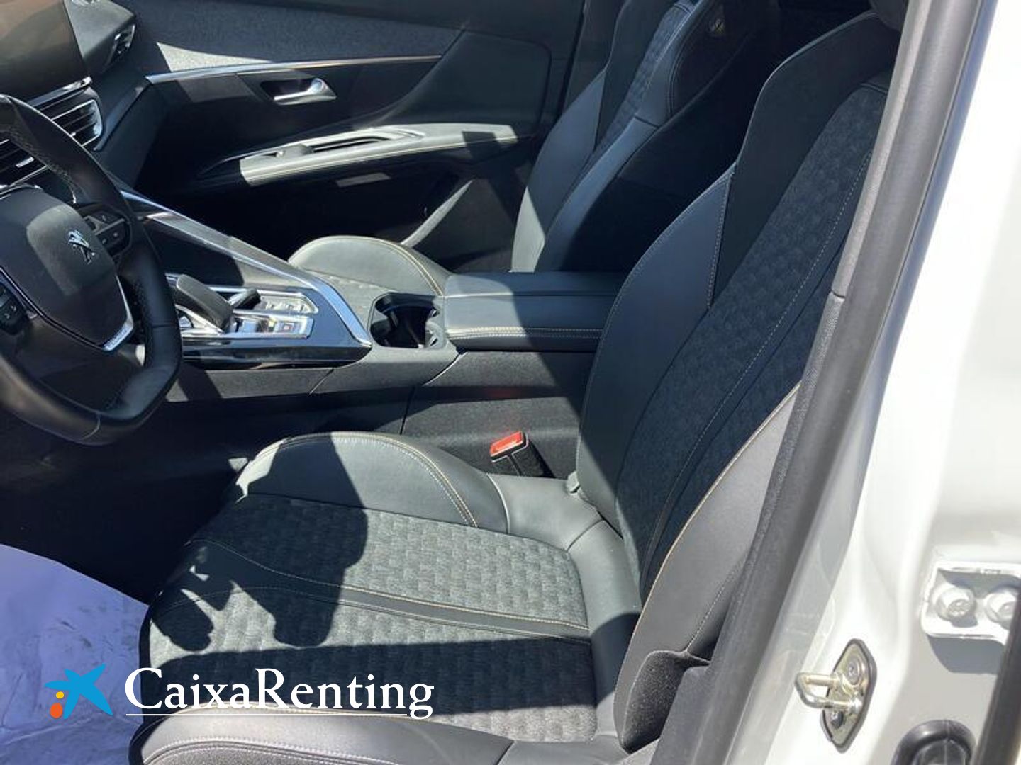 Peugeot 3008 Hybrid 225 Roadtrip e-EAT8 165 kW (225 CV)