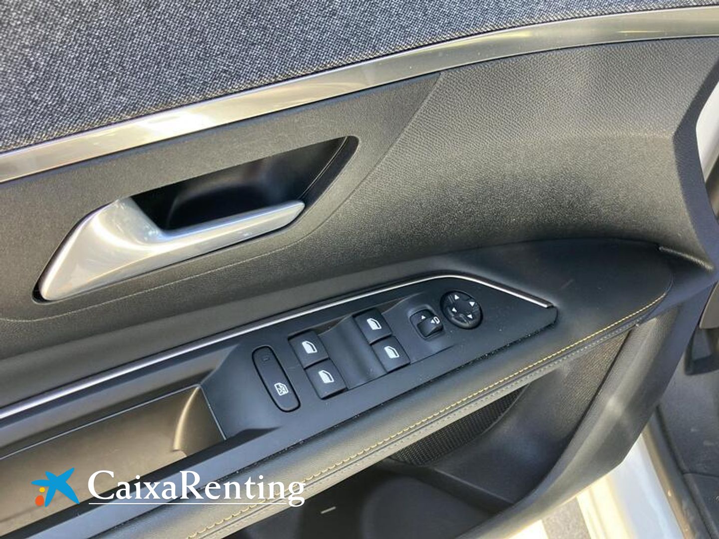 Peugeot 3008 Hybrid 225 Roadtrip e-EAT8 165 kW (225 CV)