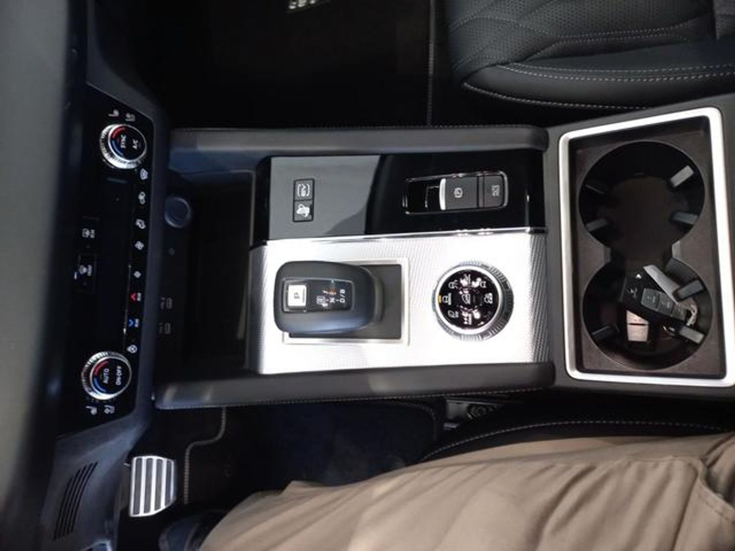 Mitsubishi Outlander 2.4 PHEV Kaiteki+ 4WD Auto 225 kW (306 CV)