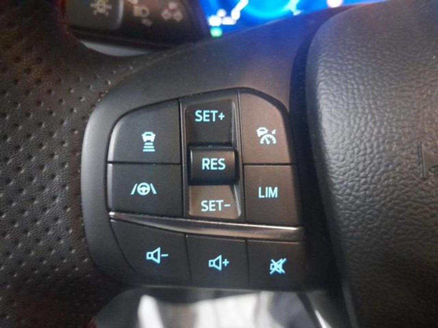 Ford Kuga 2.5 Duratec FHEV ST-Line X 4x2 Auto 140 kW (190 CV)
