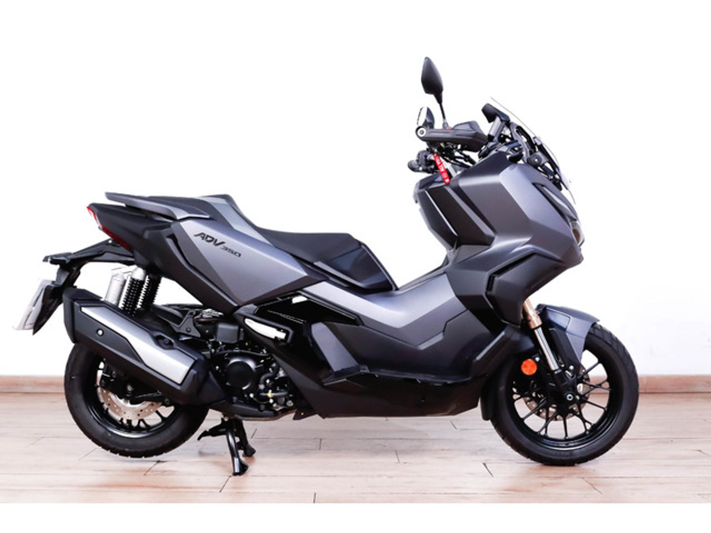 Honda ADV350 Gris Motorcycle