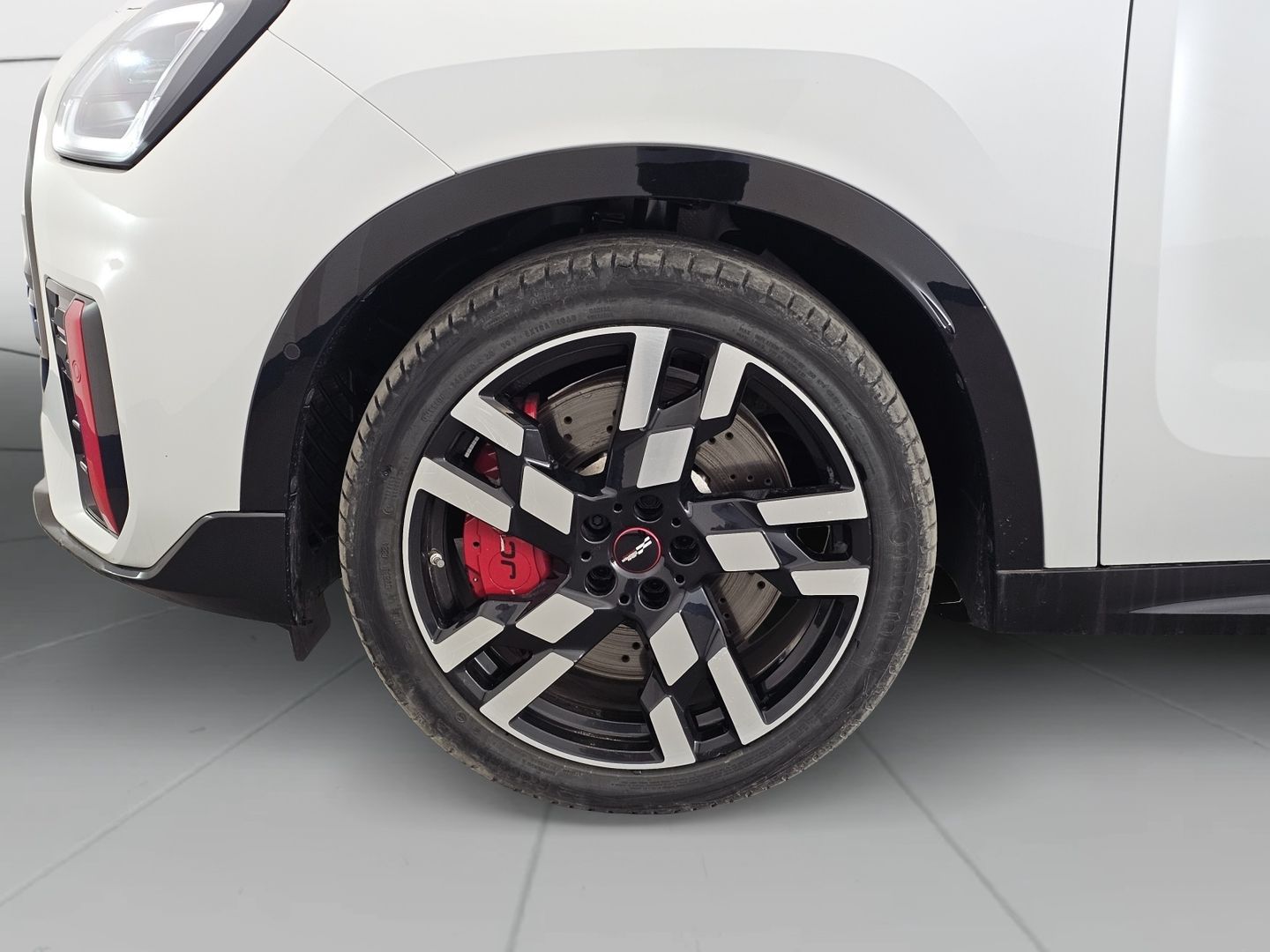 MINI MINI Countryman John Cooper Works ALL4 221 kW (301 CV)
