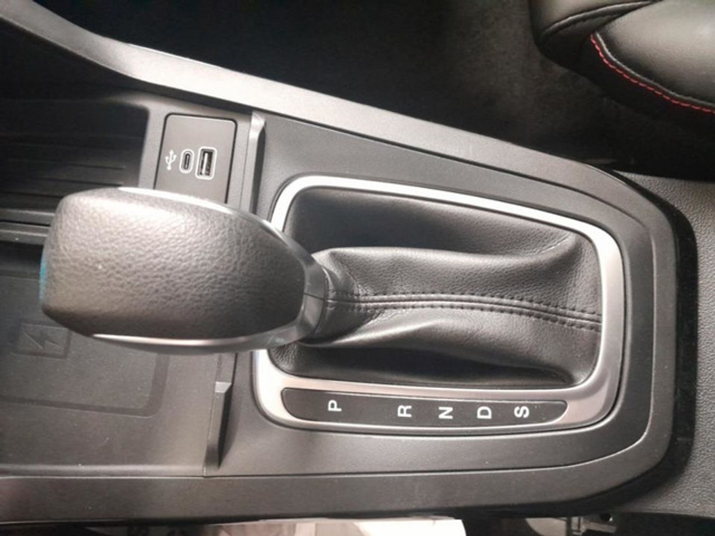 Ford Puma 1.0 EcoBoost MHEV Titanium Auto 92 kW (125 CV)