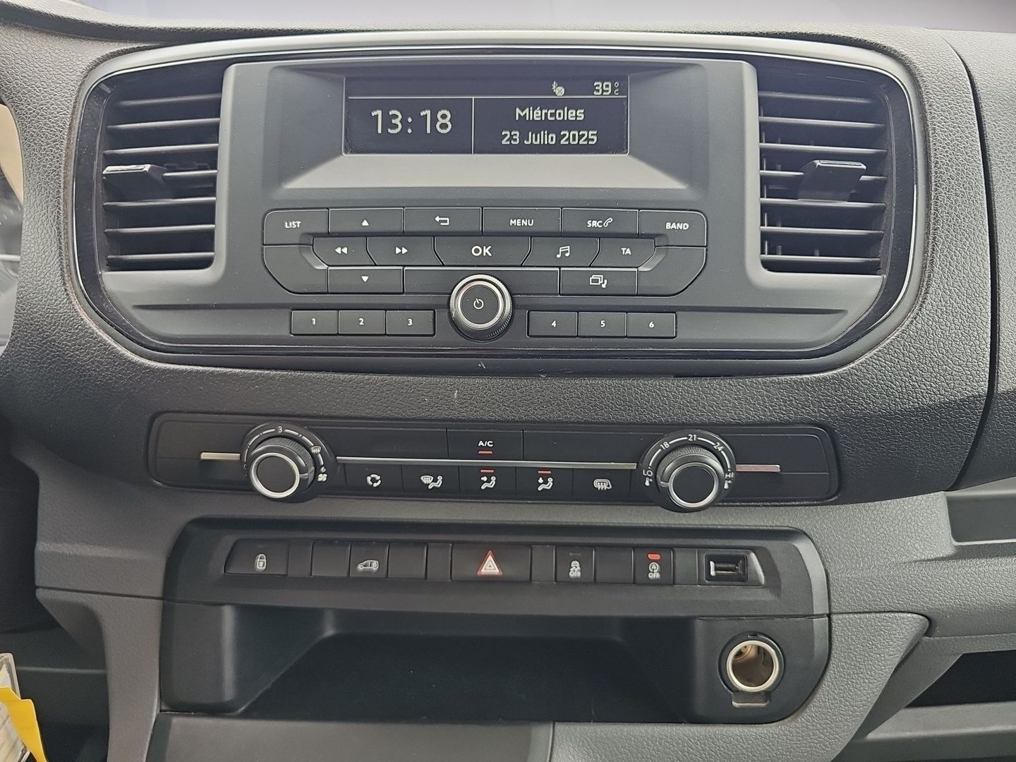 Peugeot Expert Furgon BlueHDi 120 S&S Pro Standard 88 kW (120 CV)
