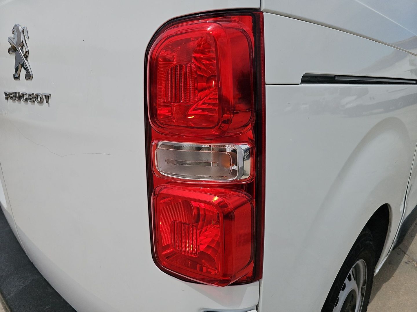 Peugeot Expert Furgon BlueHDi 120 S&S Pro Standard 88 kW (120 CV)