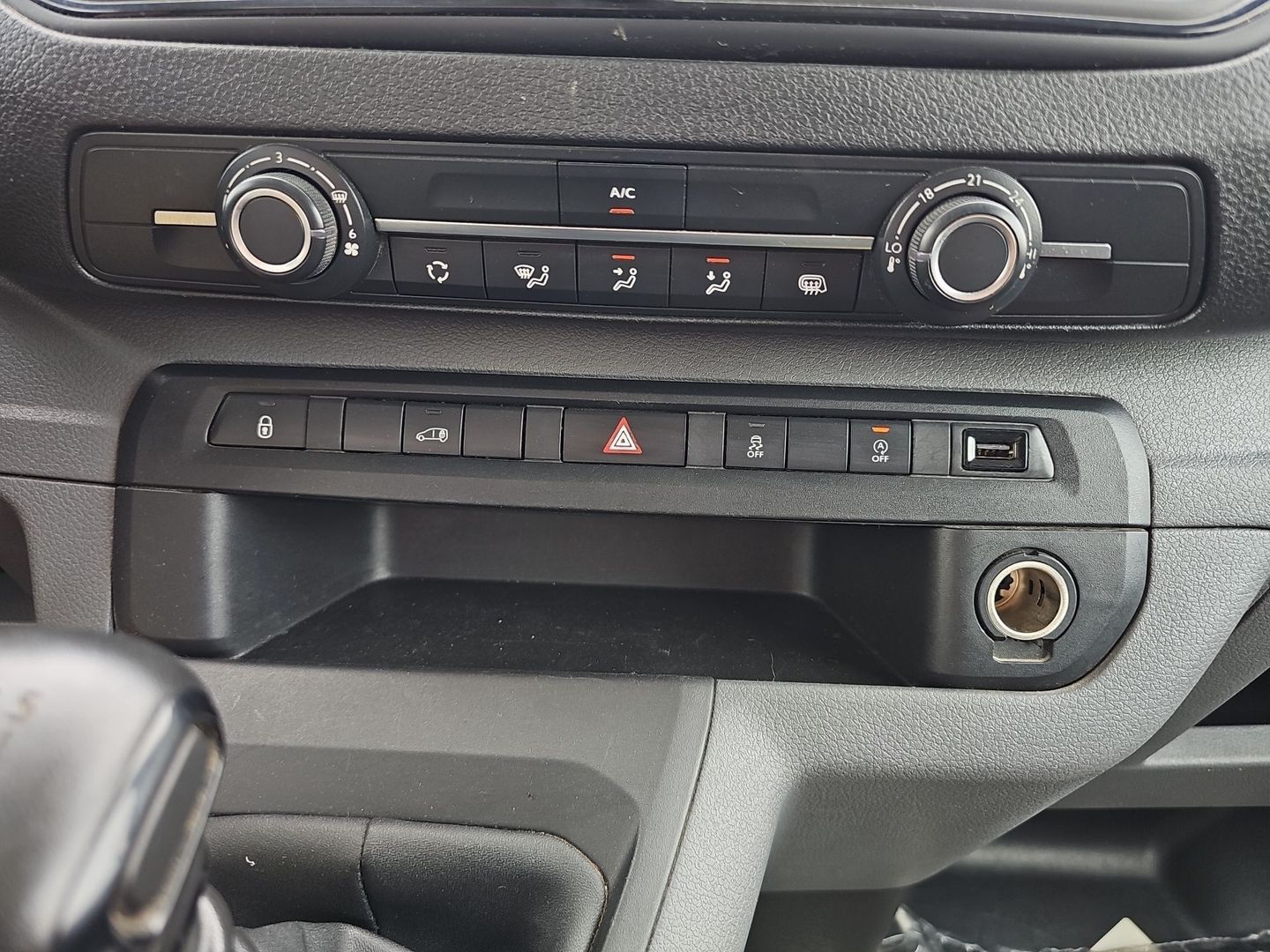 Peugeot Expert Furgon BlueHDi 120 S&S Pro Standard 88 kW (120 CV)