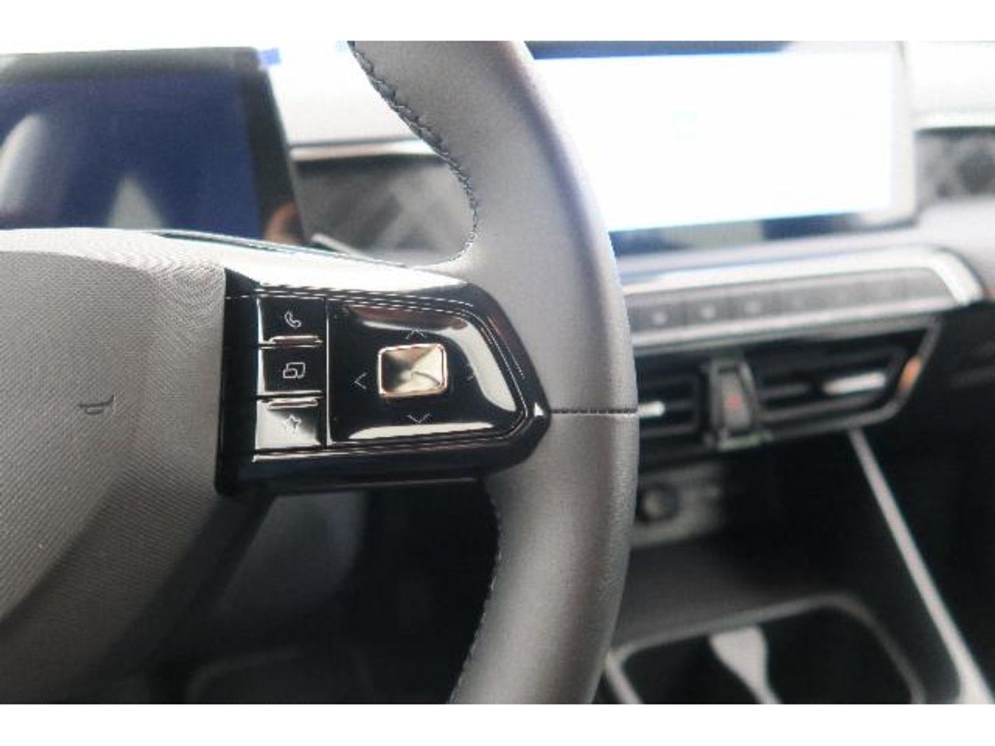 MG MG3 Hybrid+ Luxury 143 kW (195 CV)
