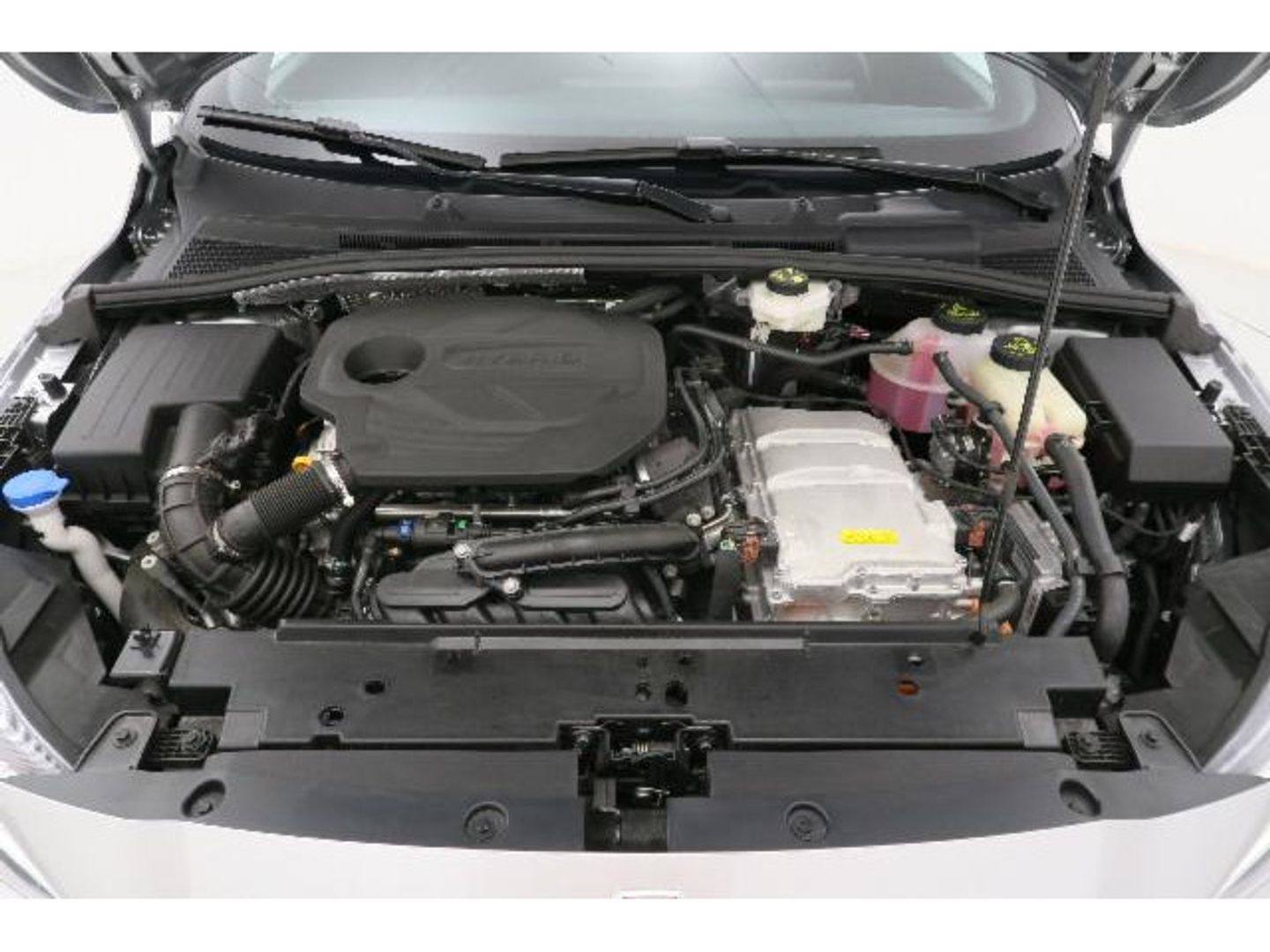 MG MG3 Hybrid+ Luxury 143 kW (195 CV)