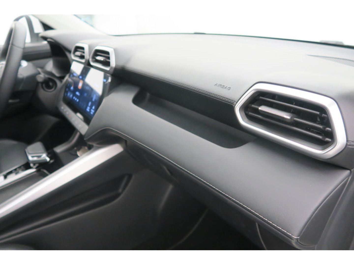 MG ZS 1.5 Hybrid Luxury 145 kW (197 CV)