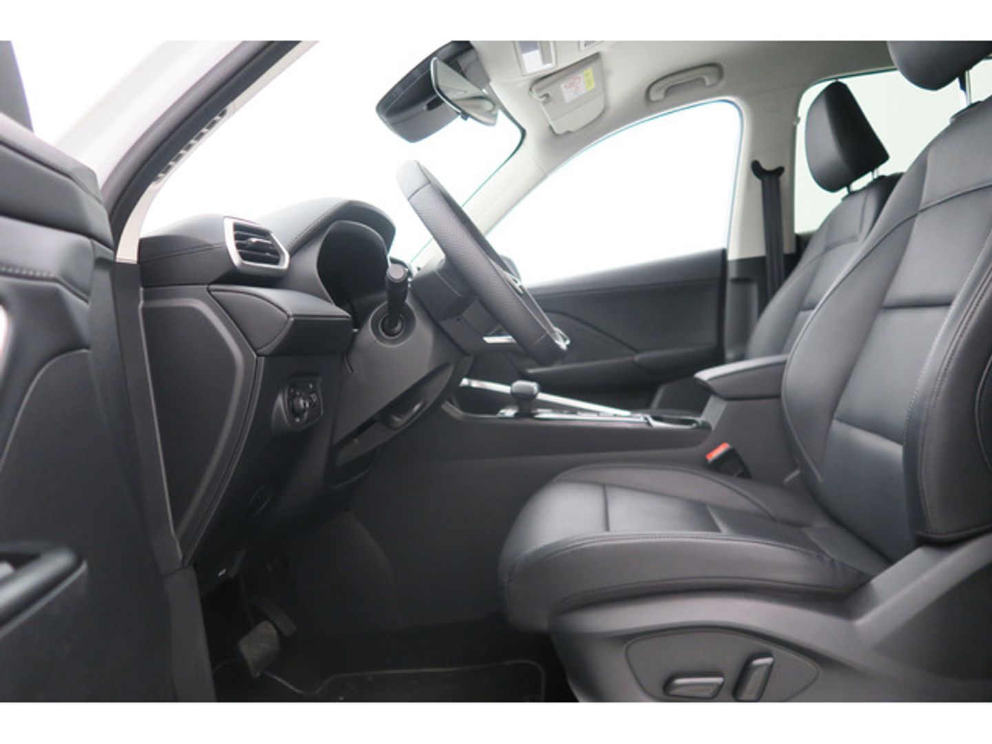MG ZS 1.5 Hybrid Luxury 145 kW (197 CV)