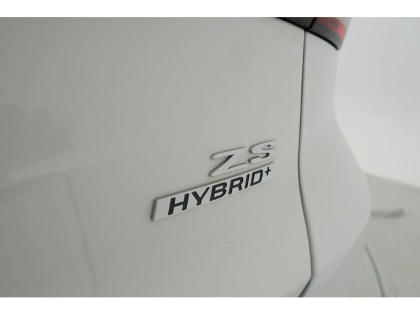 MG ZS 1.5 Hybrid Luxury 145 kW (197 CV)